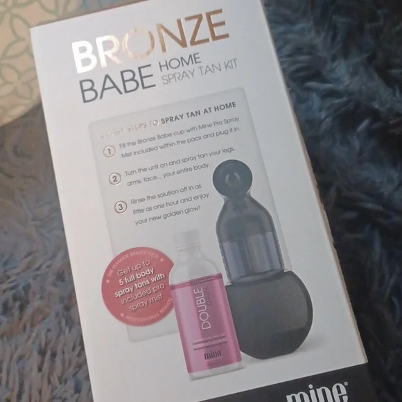 New Mine Bronze Babe home spray tan kit